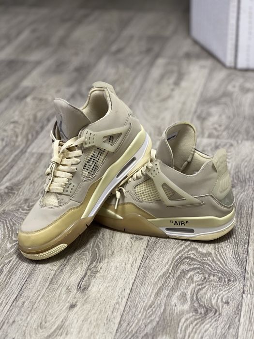 Air Jordan 4 Retro Off-White Sail marimea 45-46