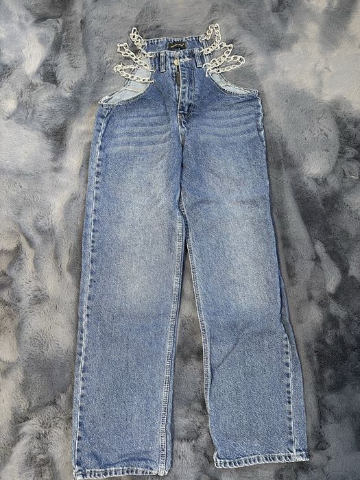 Blugi, fuste de blug si pantaloni tip fusta ca noi