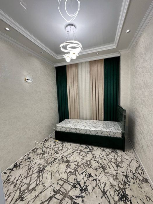 Продаётся 4 х комнатная квартира