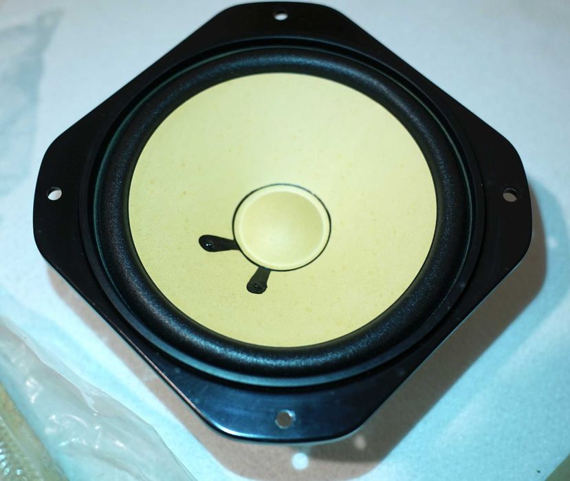 Yamaha JA1801 difuzor original pt. NS10 M