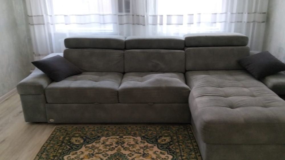 Продам диван почти новый