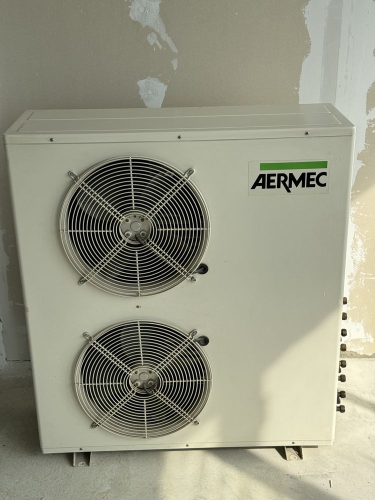 Vand aparate Aer Conditionat Multisplit Profesionale
