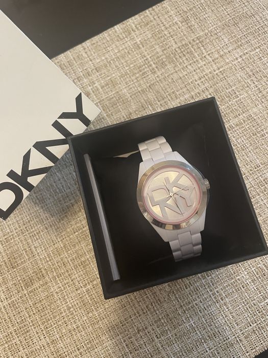Нов DKNY Дамски часовник