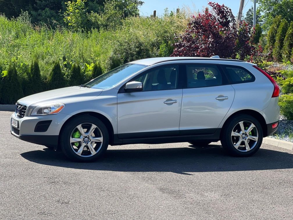 Volvo XC60/2012/ Motorizare Volvo 2.0 (cilindri)/Proprietar/ Carte ser