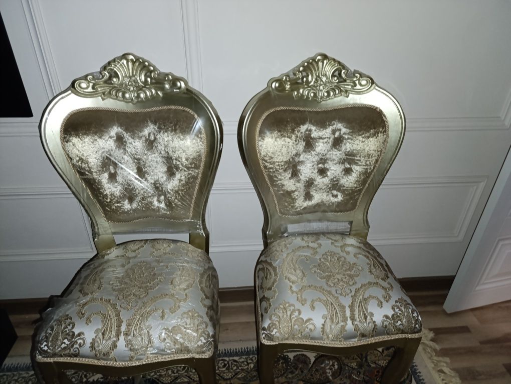 Продам стулья  6 штук