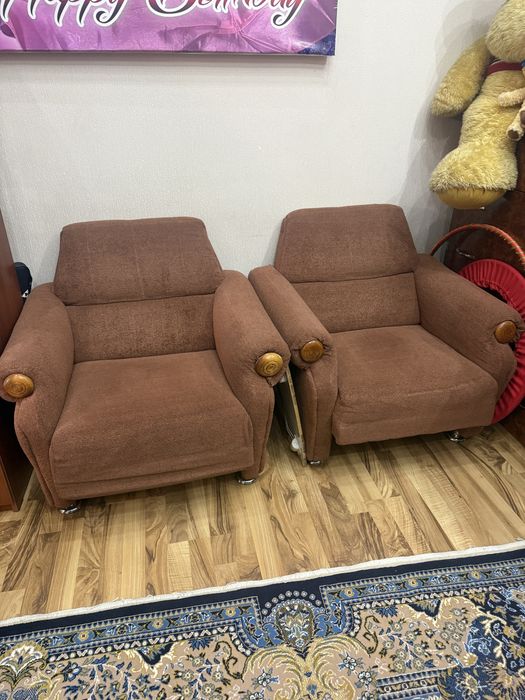 Divan kreslo xoli judayam zur