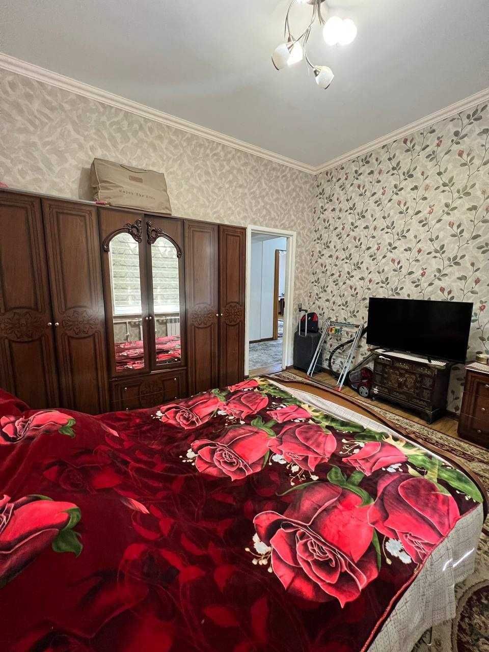 Продаю квартиру, Сталинка с ремонтом, 3/3/4 74м2 ор-р Ашхабад, ИПОТЕКА
