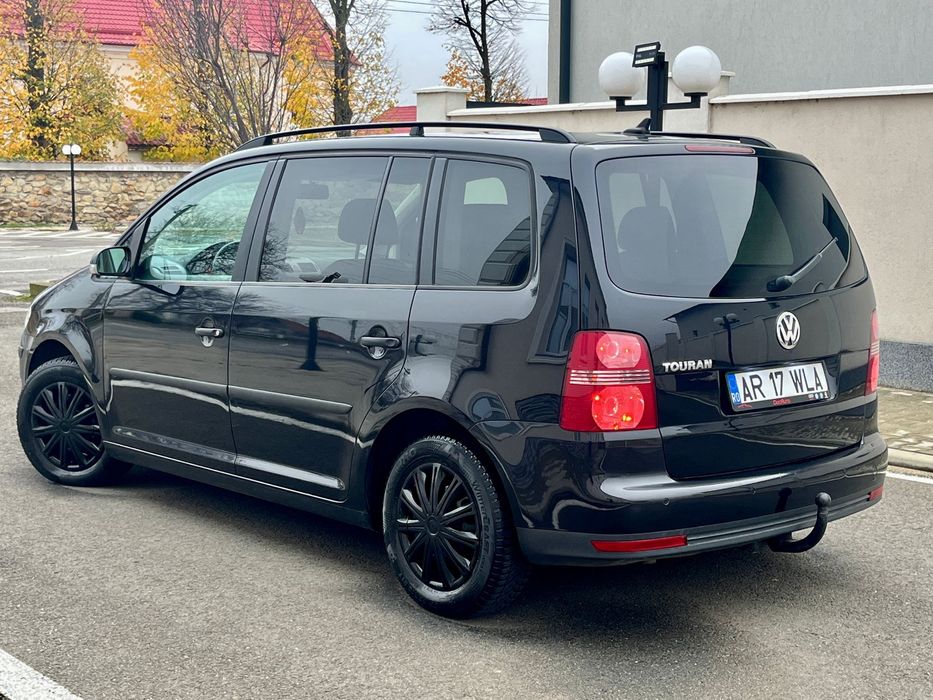 VW Touran an 2008 eur 4 motor 1.9 diesel 6+1 trepte
