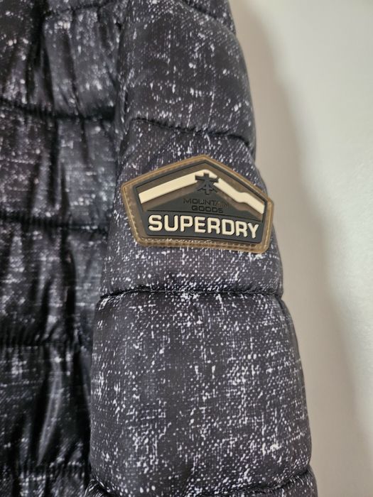 Спортно дамско зимно якв SUPERDRY