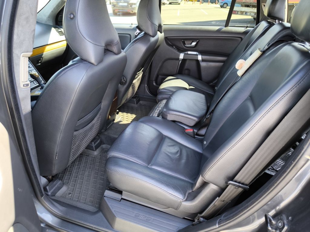 Volvo XC90 D5 Navi Car Play Android Auto алкантара