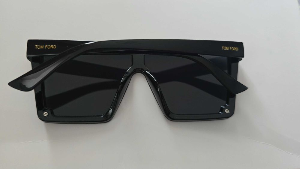 Ochelari de soare Tom Ford 9048 C1