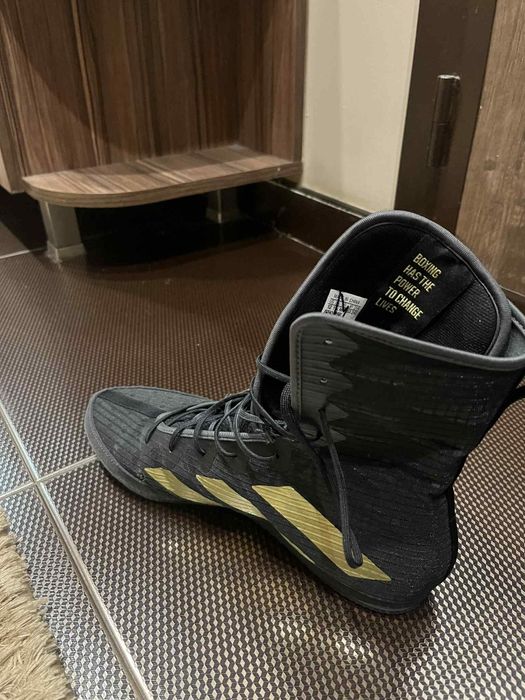 Обувки за бокс Adidas