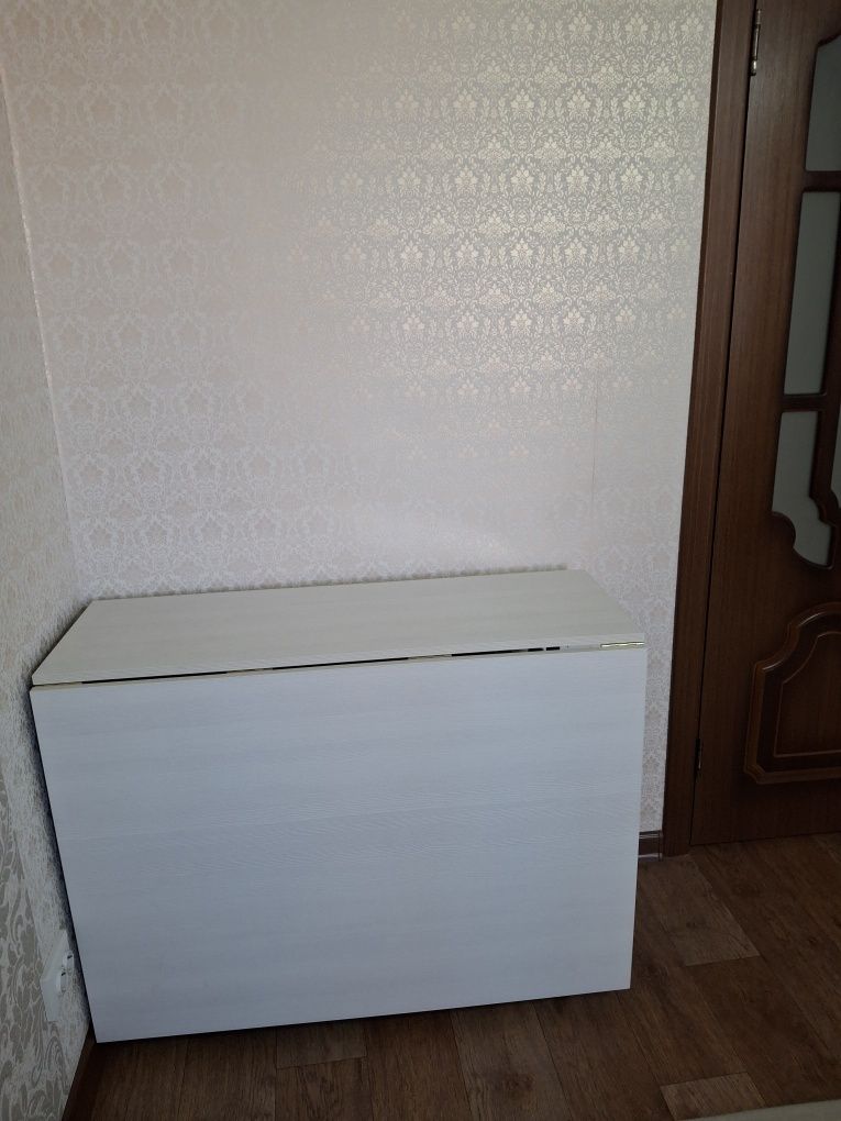 Продаю стол,новое
