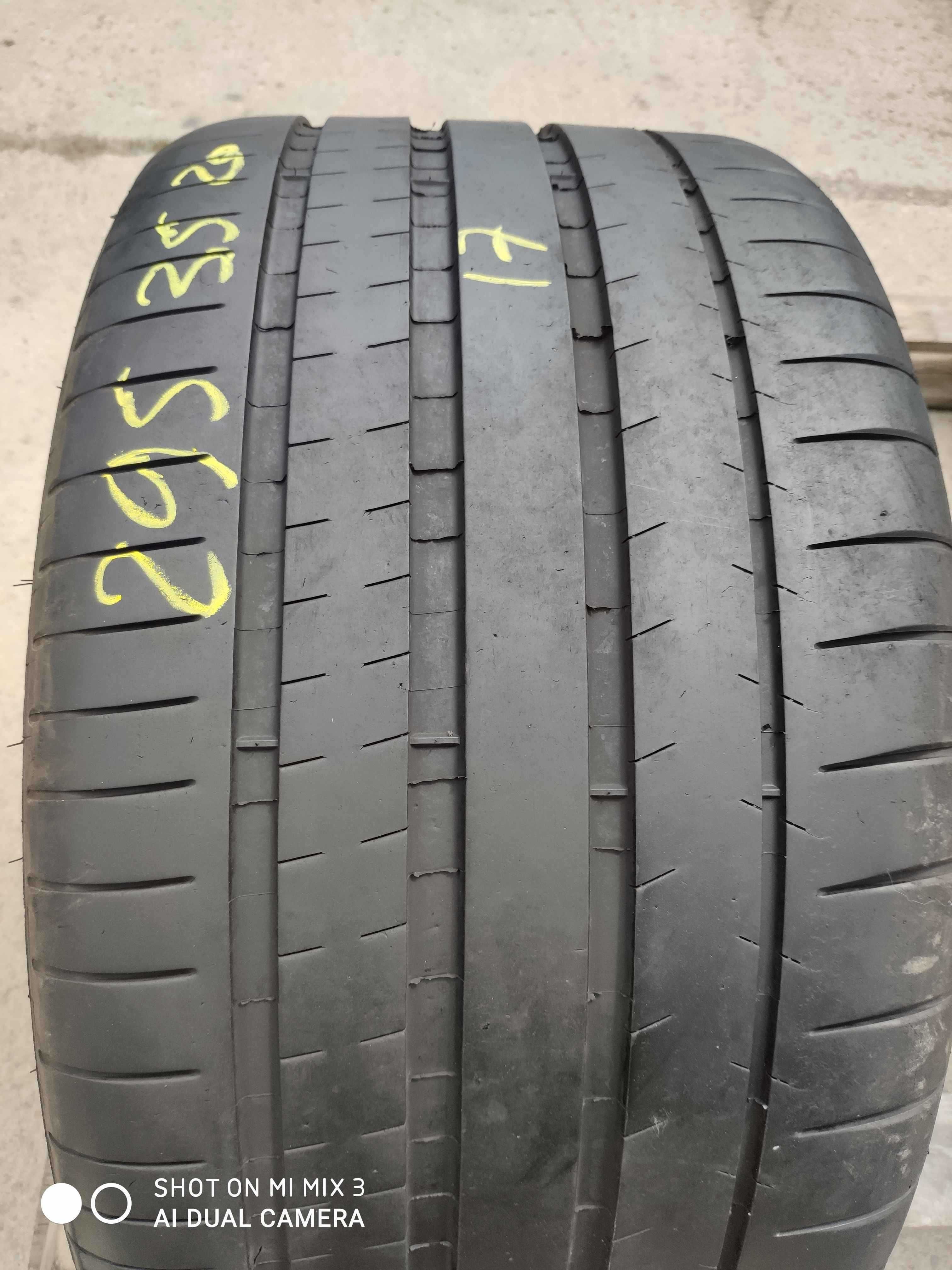 Anvelopa Vara 295/35 R20 MICHELIN PilotSuperSport 105Y DOT 2017