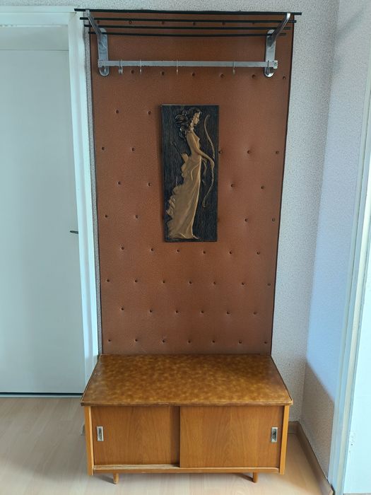 Портманто ретро модел