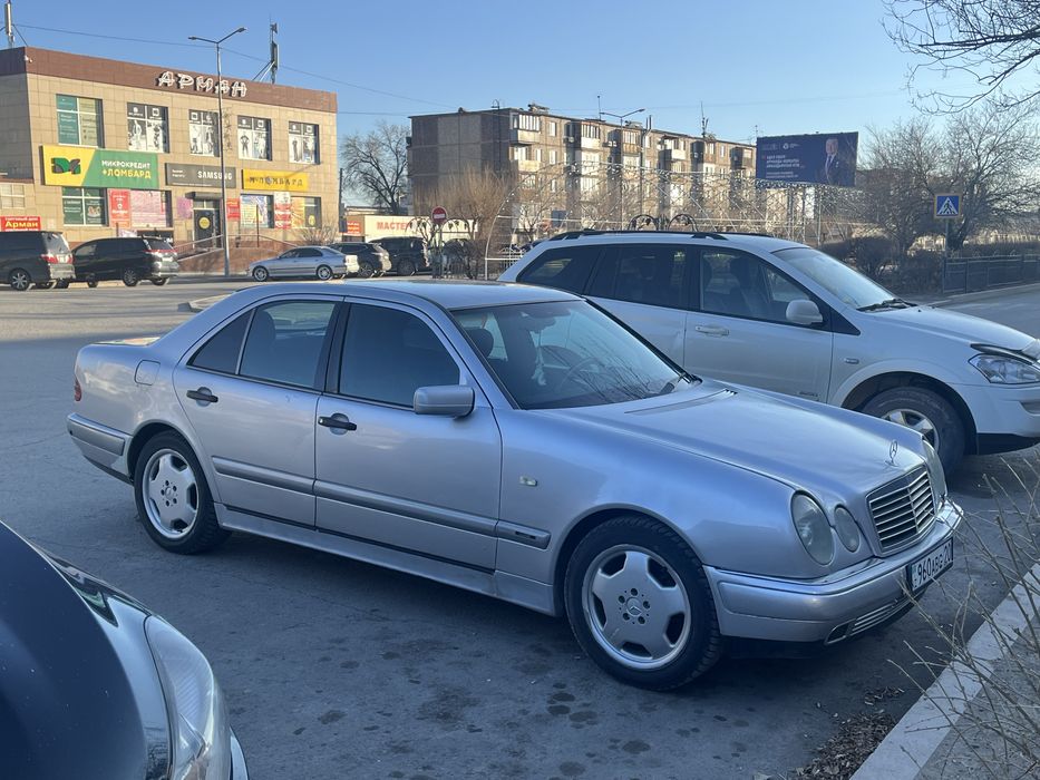 Продам или обмен w210