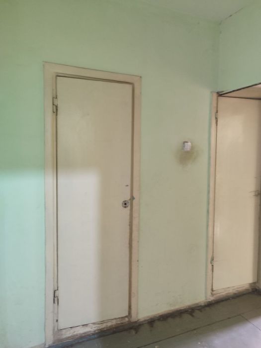 Uy sotiladi 1 xonali 33 kvadrat