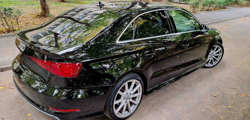 Audi A3* S-Line* 1.6 TDI* Sedan