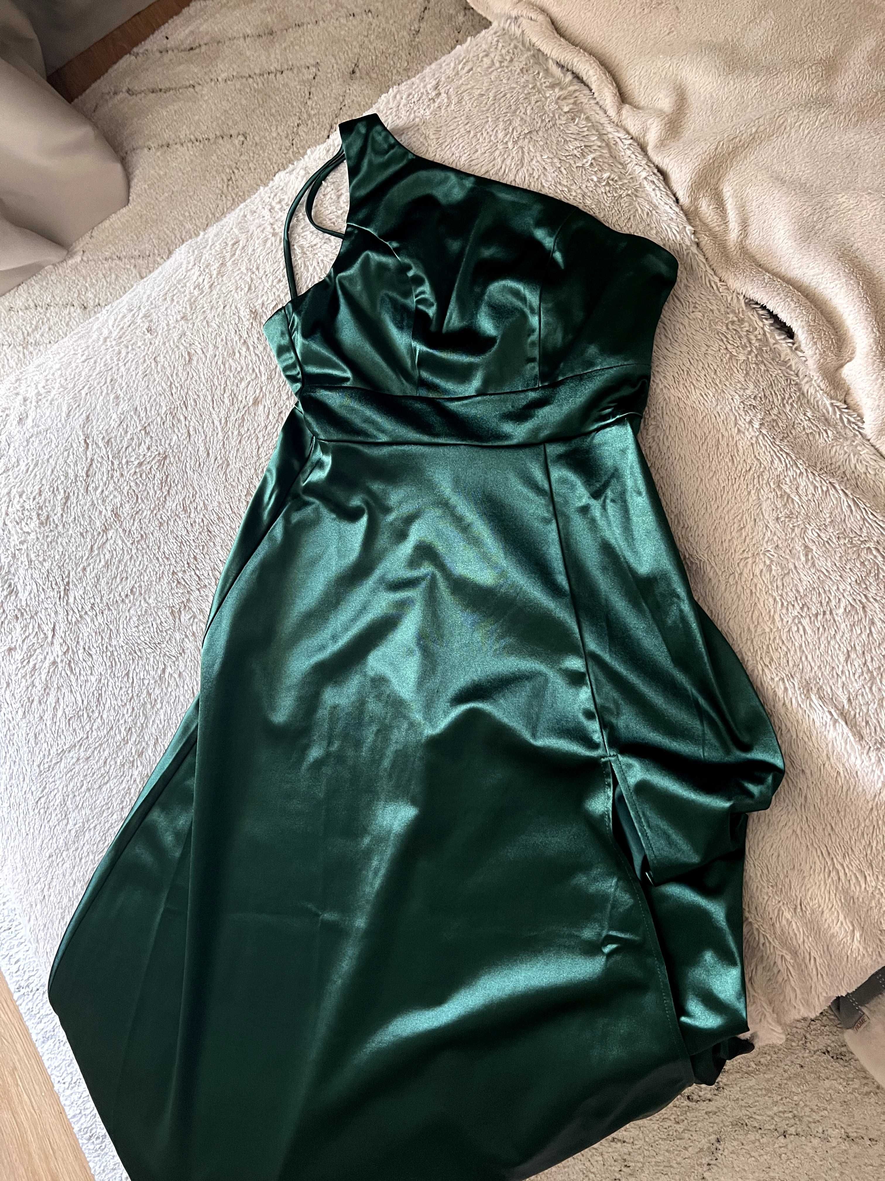 [Shein] Красива Зелена Рокля с цепка