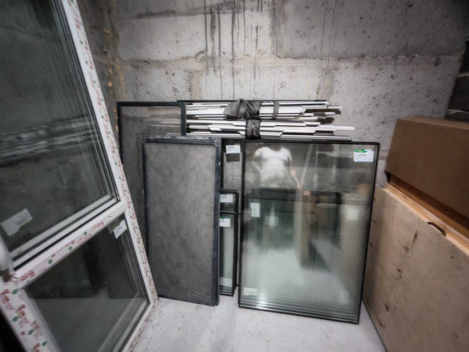 Продам пластиковые перегородки на балкон