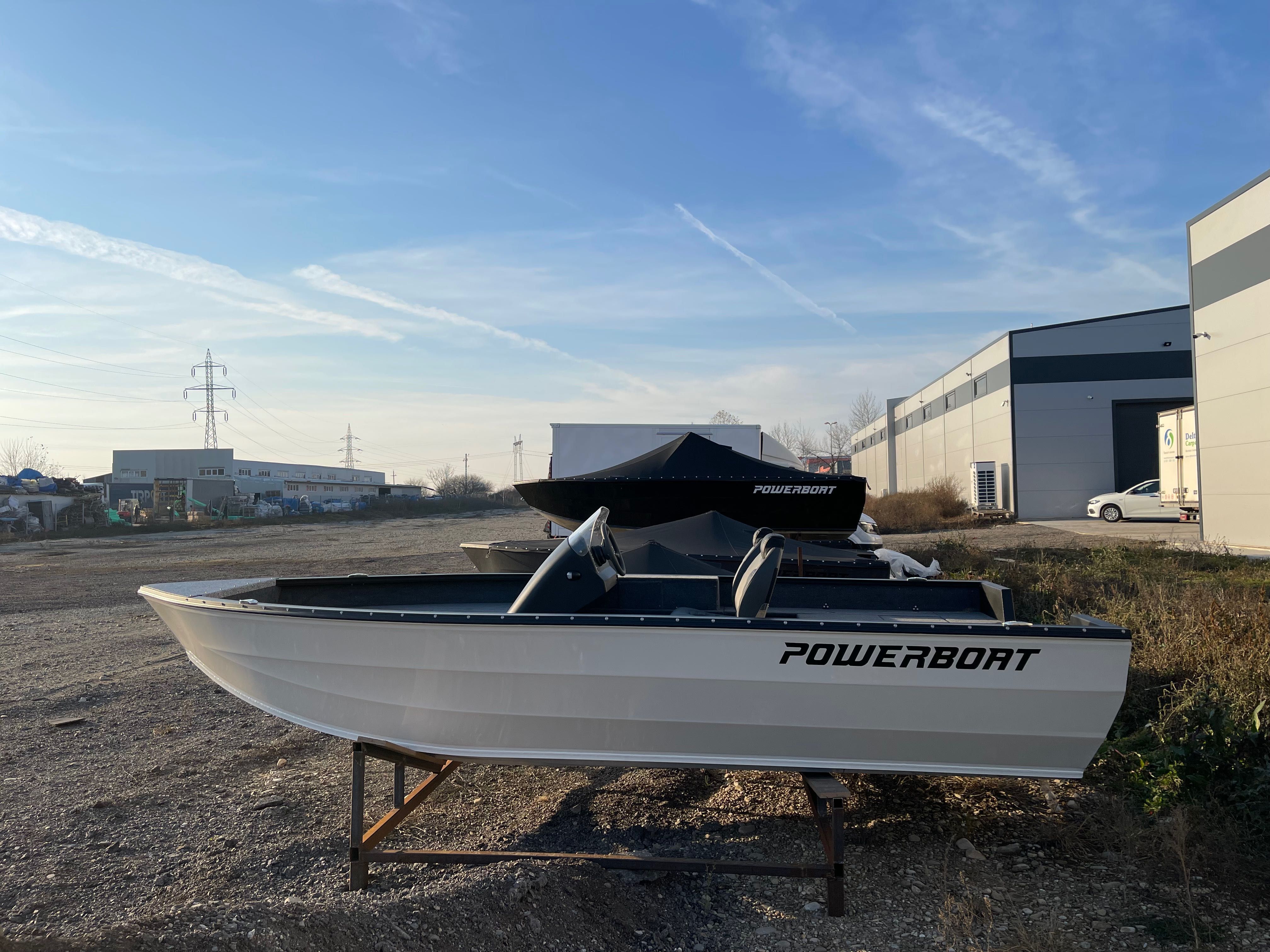 Barca aluminiu POWERBOAT 470SC