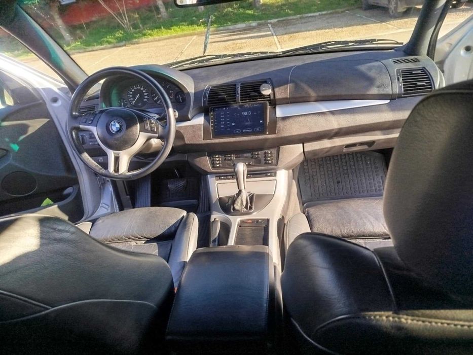 BMW X5 3.0 газ 2002г.
