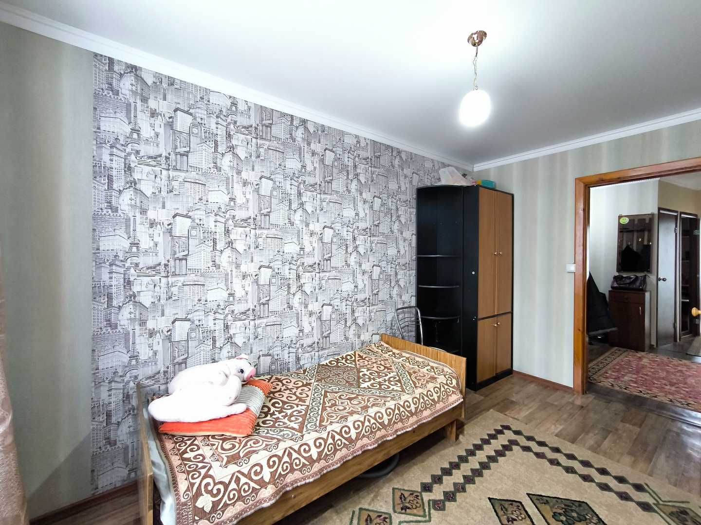 Продам 3 комн. кв, Тургенева
