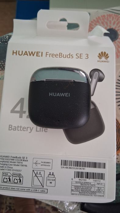 Чисто нови блуто слушалки