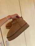 Зимни ботуши UGG с платформа