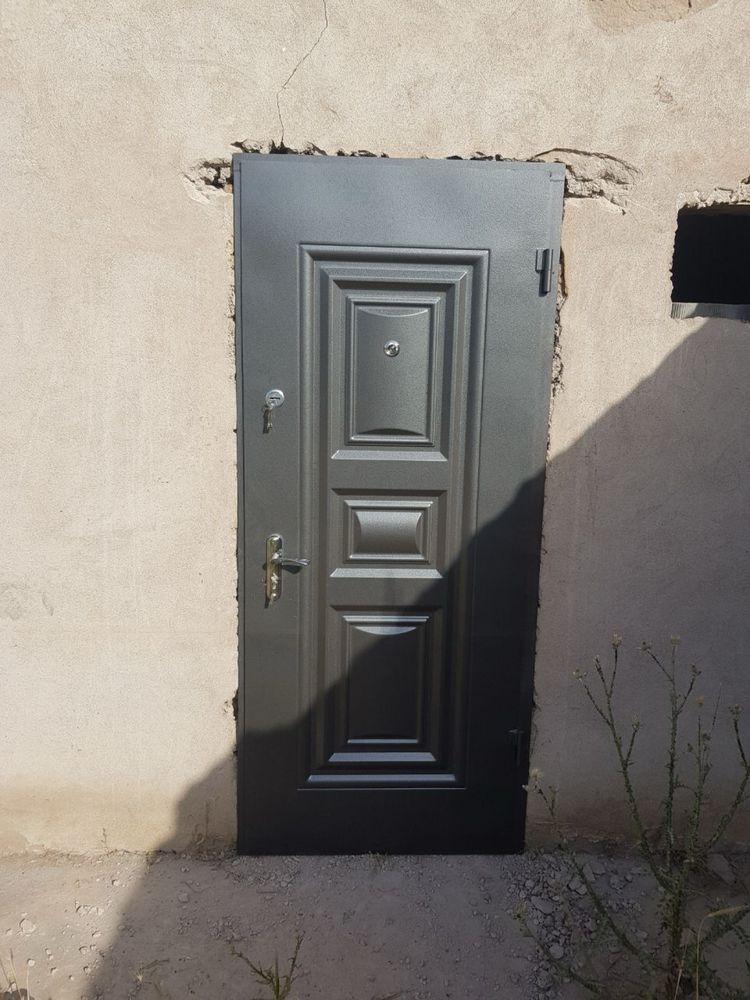 Sifatli va ARZON temir eshiklar