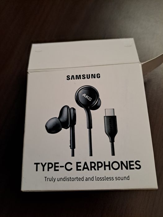 Casti Samsung cu fir