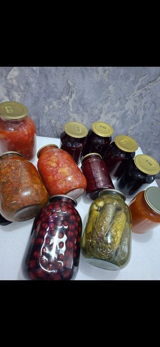 Варенье .салаты .огурцы