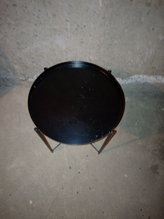 2 броя Декоративни метални масички