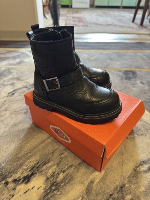 Продам натуральные зимние сапожки tiflani