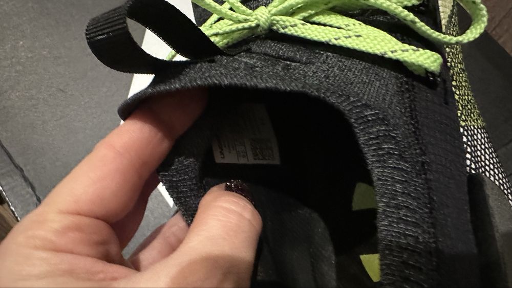 Маратонки Under Armour HOVR Phanthom3