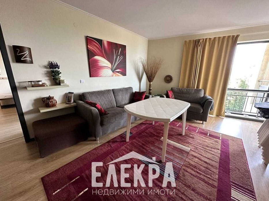Продава се Тристаен апартамент в Бяла - 107 кв.м за 841 €/кв.м - Снимка #3