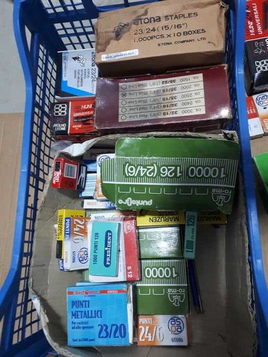 capse Lot mărimi diferite