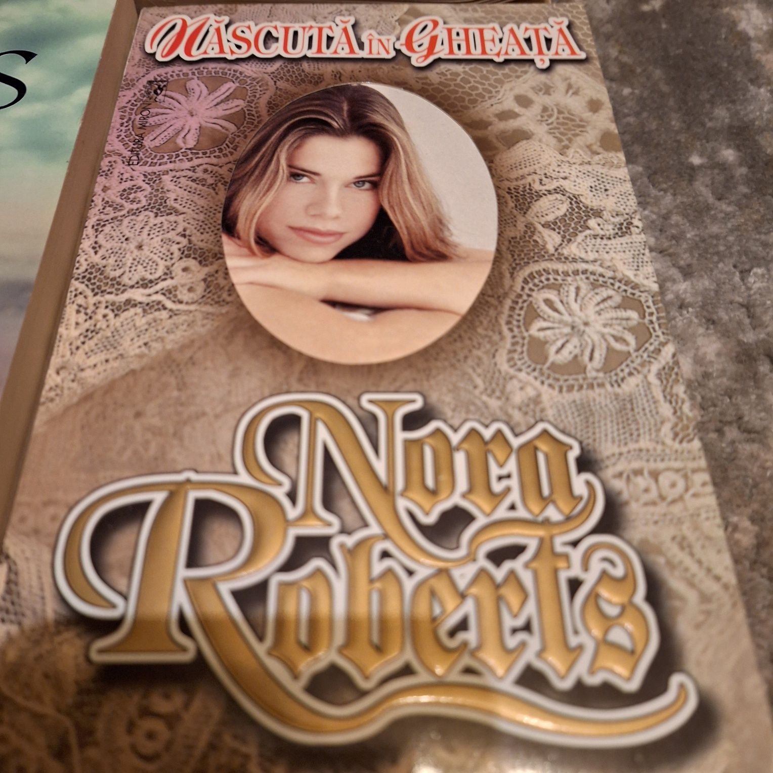 Set 8 carti romantice Nora Roberts!