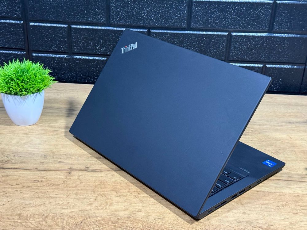 Lenovo T14 i5-1135G7 / 16 / 512 GB SSD NVMe