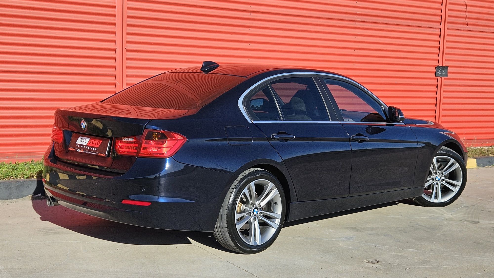 Bmw 320 D 163 cp 2014.03 Euro 5 Xenon-Piele-Navi Mare-Jante 19-Clima