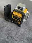 Nivela Laser DeWalt DW089LG noua fara baterie