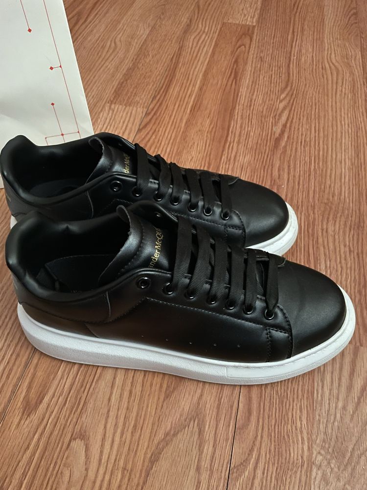 Alexander Mcqueen 43