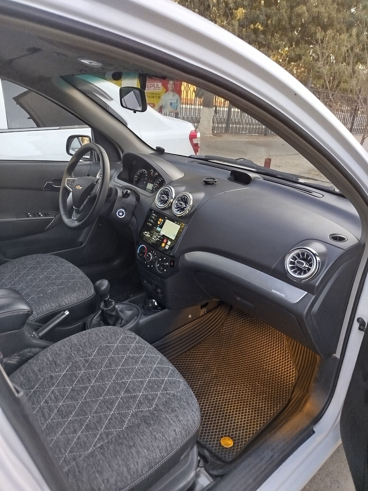 Nexia 3 2019 yil evro Metan gaz+1200$ navarot kraska toza