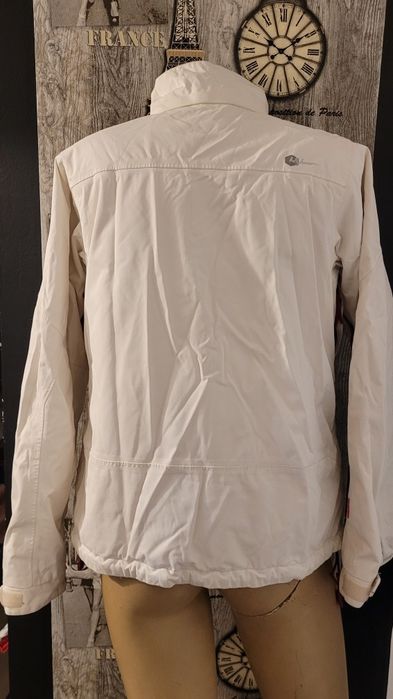 Дамски зимни якета Helly Hansen