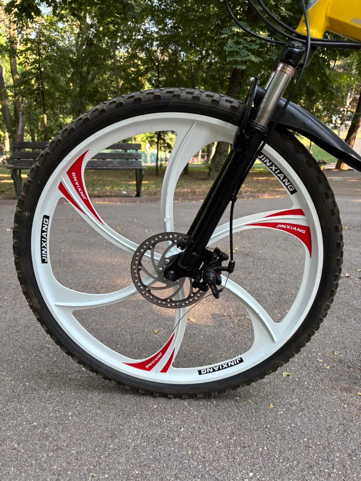 Bicicletă JERLE ideală pentru ieșirile în natură.