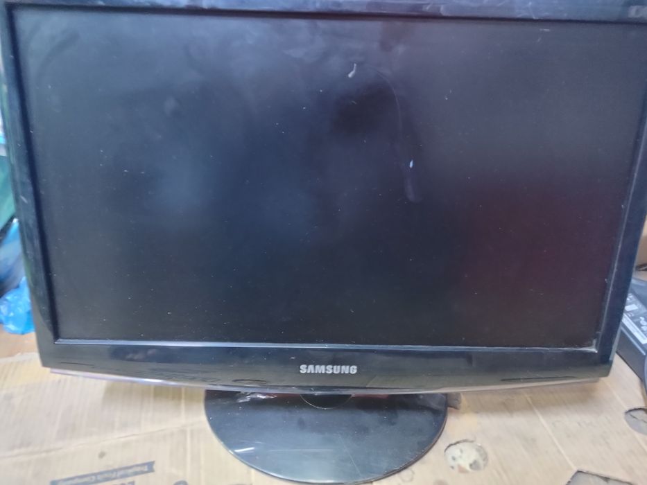 Монитор Samsung SyncMaster 2033SN,