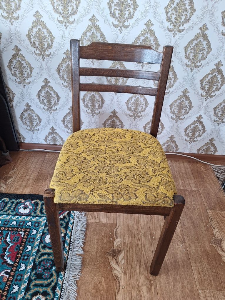 Продаётся стулья