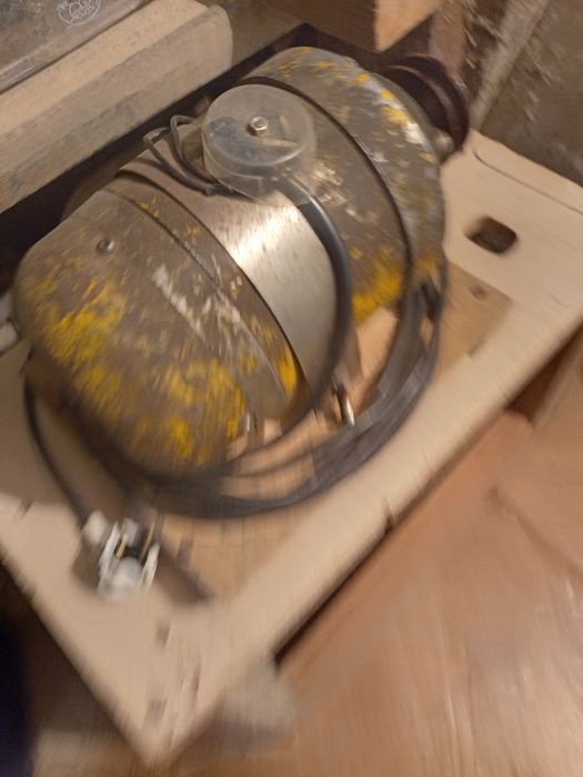 продам электродвигатель