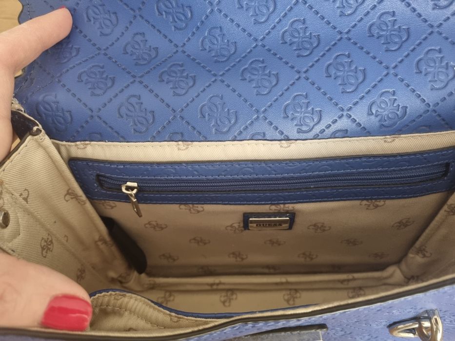 Дамска оригинална чанта Guess