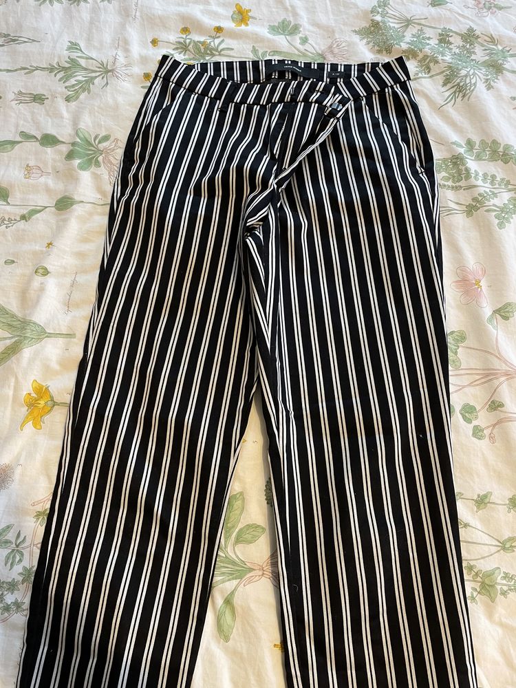 Pantaloni conici eleganti vero moda